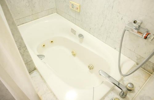 Mukogaoka Apartment | Toudaimae Mukougaoka Corpo #MTM