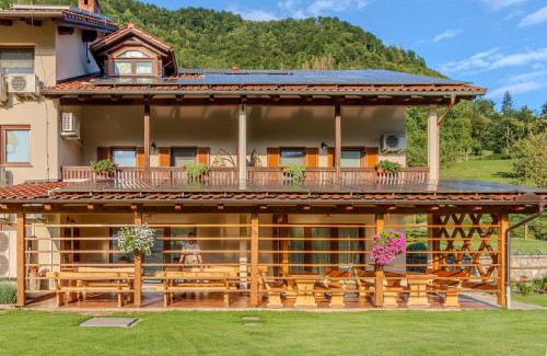 Prapetno House | Tourist Farm Pri Kafolu