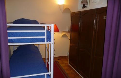 Vidauban Apartment | tourist furniture garden level