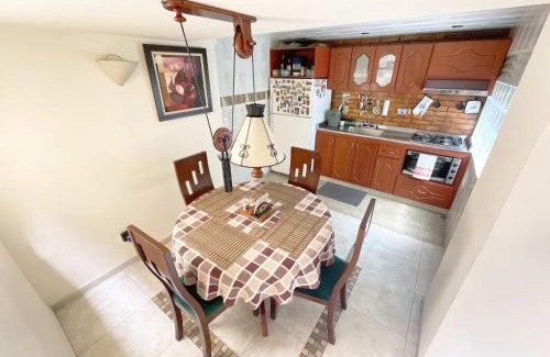 Puente Aranda House | Touristic House Saenz