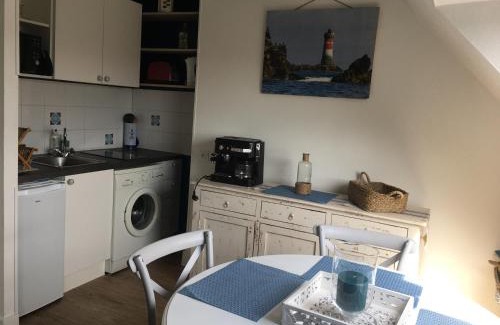 Larmor-Plage Apartment | TOUT A PIED ! T2 25m2 - Parking privé - Wifi