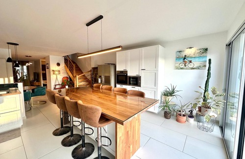 Libourne Villa | Tout Confort 4 Chambresjacuzzibarbecuejardin