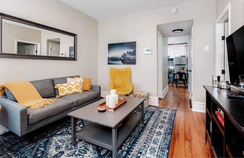Tower Grove East House | Tower Grove Bungalow Sleeps 5 south city Getaway By StayStLouis