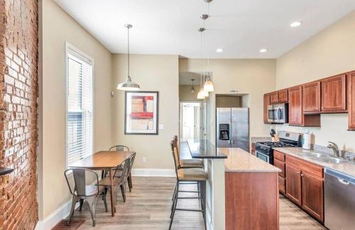 St. Louis House | Tower Grove Two-Story Cozy Unit for Groups STL side a