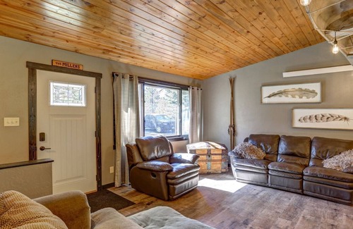 Rimrock House | Towering Timber Hideaway