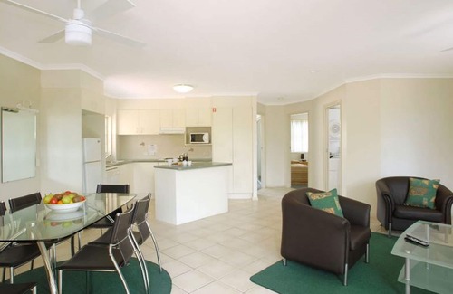 Port Macquarie Apartment | Town Beach Beachcomber Resort