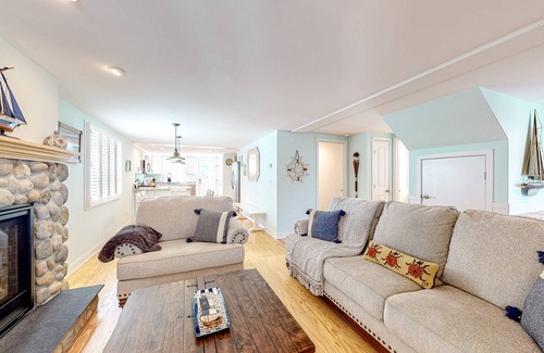 Bethany Beach House | Town of Bethany Beach home steps to the ocean with beach access - dog-friendly