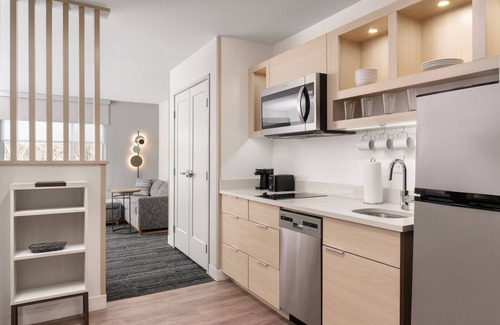 New Philadelphia Hotel | Towneplace Suites By Marriott New Philadelphia