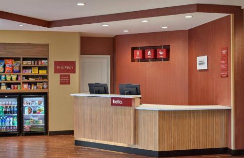 Fort McMurray Hotel | TownePlace Suites by Marriott Fort McMurray