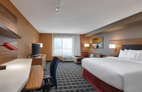 Fort McMurray Hotel | TownePlace Suites by Marriott Fort McMurray