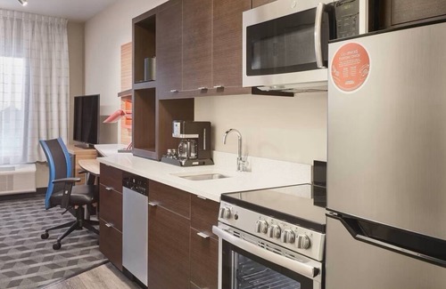 Fort McMurray Hotel | TownePlace Suites by Marriott Fort McMurray