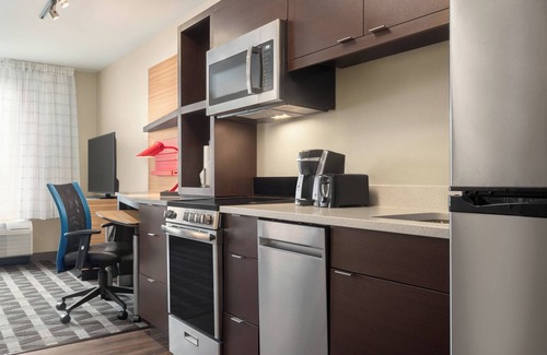 Janesville Hotel | TownePlace Suites by Marriott Janesville