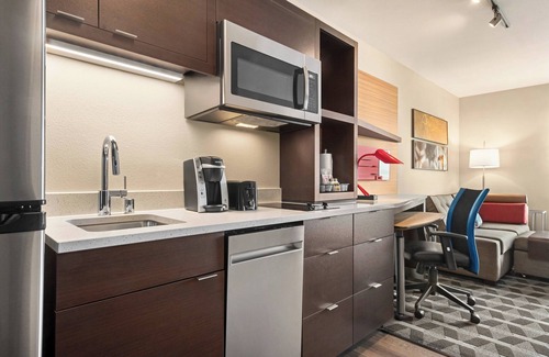Janesville Hotel | TownePlace Suites by Marriott Janesville