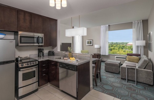 Schaumburg Hotel | TownePlace Suites by Marriott Chicago Schaumburg