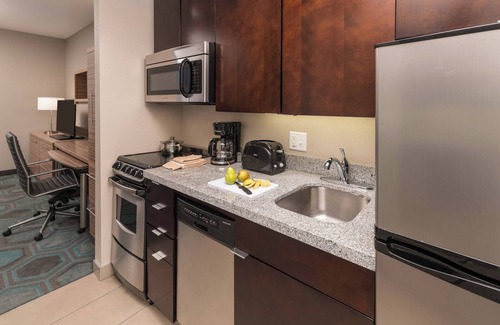 Schaumburg Hotel | TownePlace Suites by Marriott Chicago Schaumburg