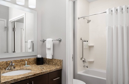 Champaign Hotel | TownePlace Suites by Marriott Champaign Urbana/Campustown