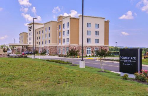 Huntsville Hotel | TownePlace Suites by Marriott Huntsville West/Redstone Gateway