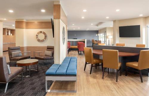 Janesville Hotel | TownePlace Suites by Marriott Janesville