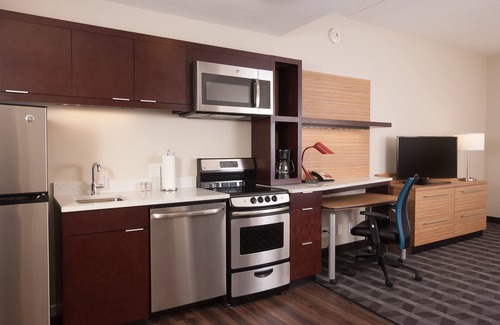 Milton Hotel | TownePlace Suites by Marriott Lafayette South