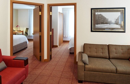 Warehouse District Hotel | TownePlace Suites by Marriott Minneapolis Downtown/NorthLoop