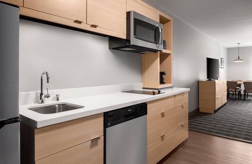 Downtown Hotel | TownePlace Suites by Marriott Rochester Mayo Clinic Area
