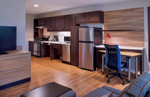 Richmond Hotel | TownePlace Suites by Marriott Richmond