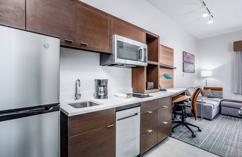 Waukegan Hotel | TownePlace Suites by Marriott Chicago Waukegan/Gurnee