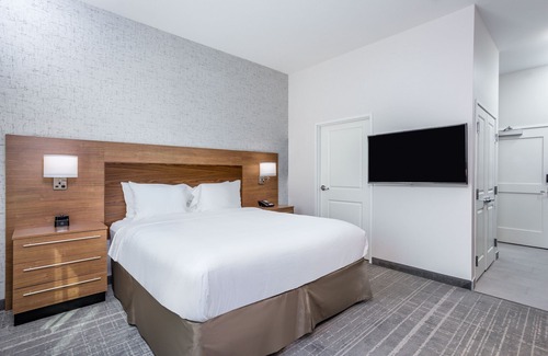 Waukegan Hotel | TownePlace Suites by Marriott Chicago Waukegan/Gurnee