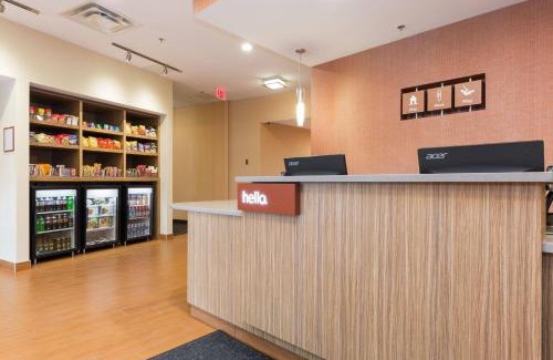 Southwest Edmonton Hotel | TownePlace Suites by Marriott Edmonton South