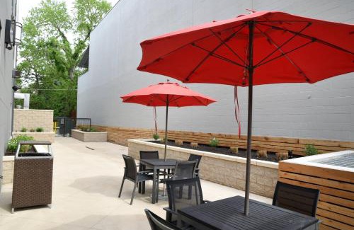 Lawrence Hotel | TownePlace Suites by Marriott Lawrence Downtown