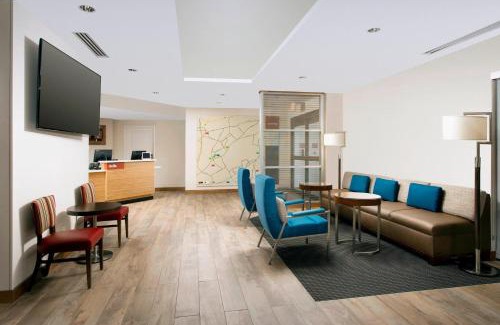 Mount Vernon Hotel | TownePlace Suites by Marriott Alexandria Fort Belvoir
