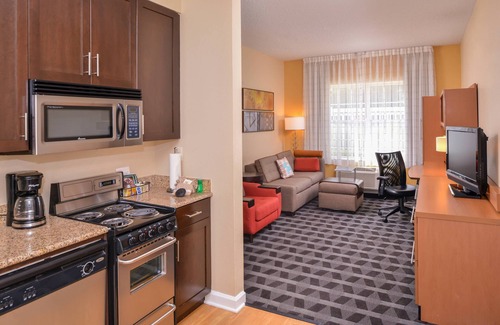 Hanover Hotel | Towneplace Suites by Marriott Arundel Mills
