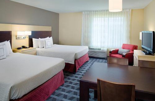 Johnson Hotel | TownePlace Suites by Marriott Fayetteville N/Springdale