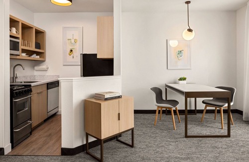 Lombard Hotel | TownePlace Suites by Marriott Chicago Lombard