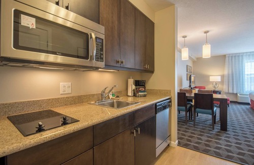 Bonneville Hotel | TownePlace Suites by Marriott Orem