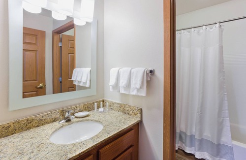St. Louis Park Hotel | TownePlace Suites by Marriott -Minneapolis West/StLouis Park