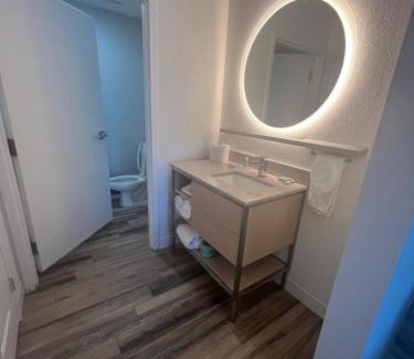 Warren Hotel | TownePlace Suites Detroit Warren