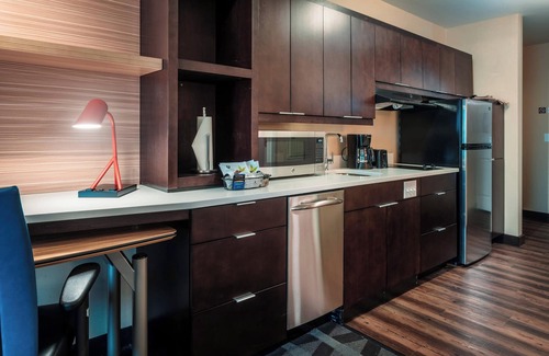 Toledo Hotel | TownePlace Suites Toledo Oregon