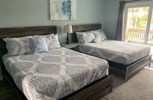 Melbourne Beach Resort | Townhome #5 Beachfront Property -Saltwater Pool-Private Beach- Sleeps 8