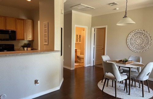 Provinces Master Community House | Townhome away from home! Near downtown Chandler/Gilbert. Heated pool and jacuzzi