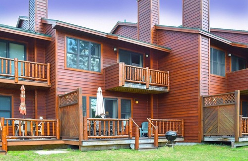 Inlet House | Townhome E2 - 4th Lake