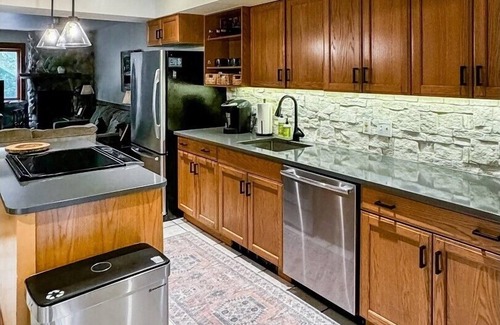 Inlet House | Townhome J2 - 4th Lake