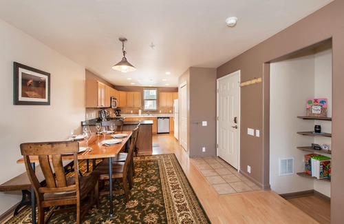 Basalt House | Townhome w/Lake & MTN Views Near Basalt & Whole Foods, 18 Mi. to Ski in Aspen!