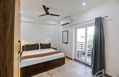 Sector 39 Hotel | Townhouse CLOUD BAY