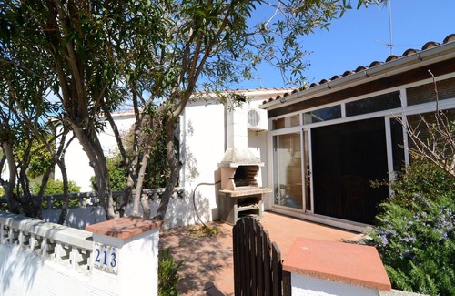 L'Escala House | Townhouse in Costa Brava near Sandy Beaches