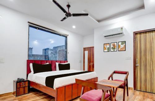 Delhi Hotel | Townhouse Mandoli Metro Station Formerly Legacy Residency