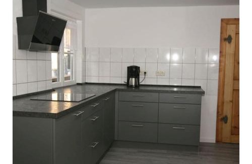Mellrichstadt House | Townhouse Modern Retreat