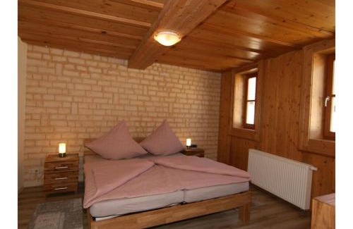 Mellrichstadt House | Townhouse Modern Retreat