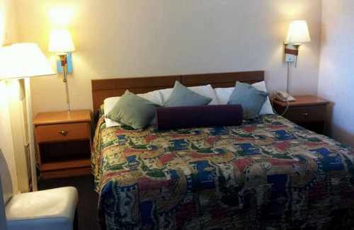 Marina District Hotel | Townhouse Motel
