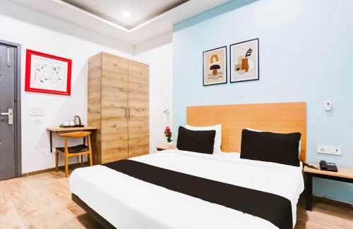 Rohini Hotel | Townhouse Oak Iskcon Temple Rohini